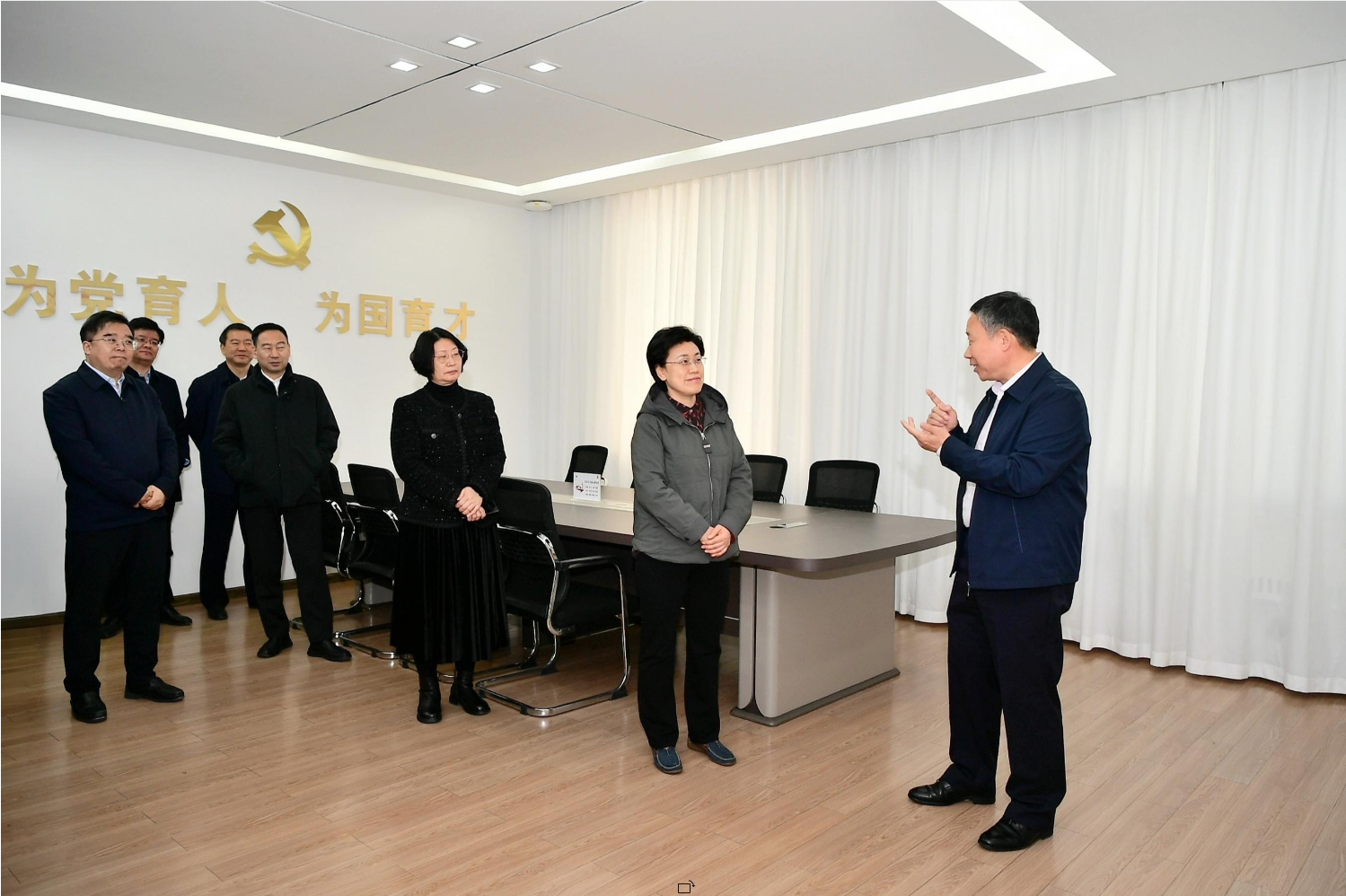图片2.png 图片2.png