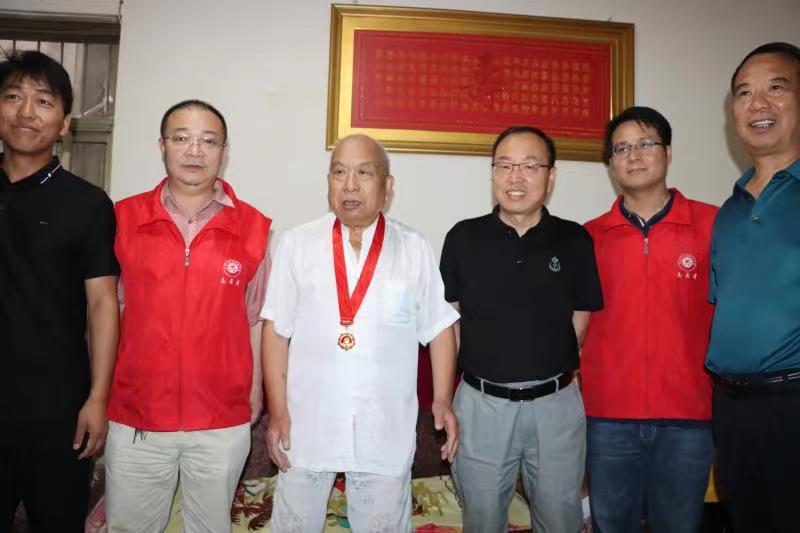 图片3.jpg 图片3.jpg